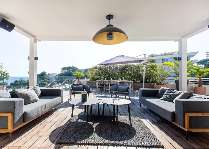 Hibiscus Penthouse Cannes