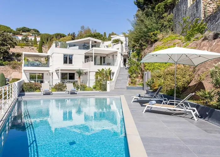 Hibiscus Penthouse Daire *