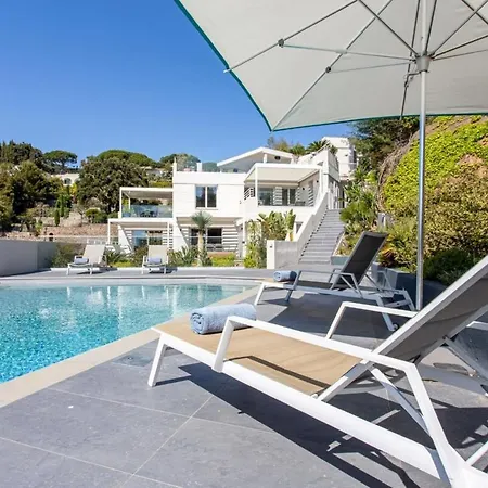 Hibiscus Penthouse Daire