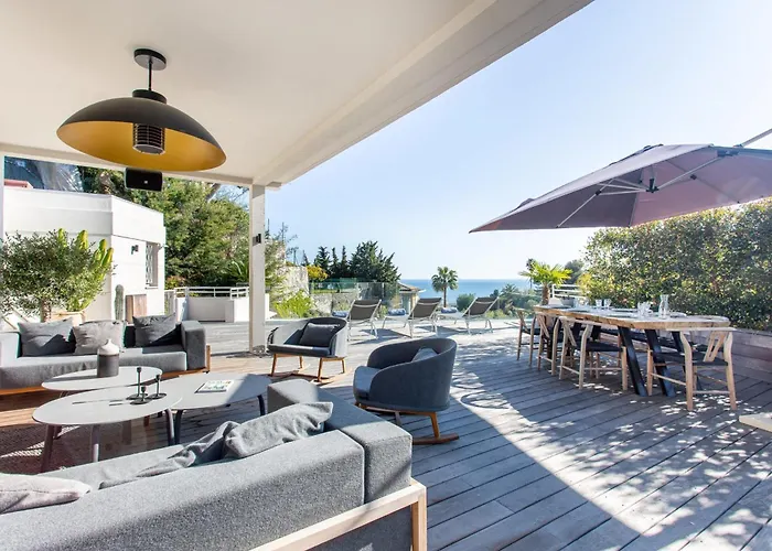 Hibiscus Penthouse Apartman *